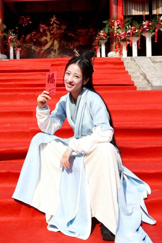 周雨彤搭档张新成主演《大宋少年志》,光看主