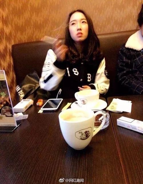 邓伦迪丽热巴避嫌?孟美岐抽烟?范冰冰低调?沈