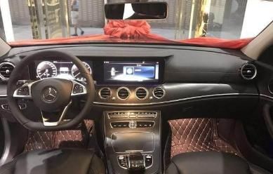 奔驰E300L提车记,车主:看到内饰,果断放弃宝