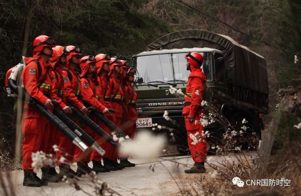 方案提出:公安消防部隊,武警森林部隊轉制,與安全生產等應急救援隊伍