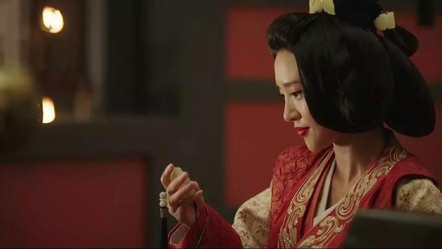 郭照笑着赴死,我哭得不能自已。 郭照笑着赴死,我哭得不能自已。