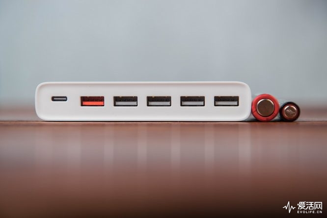 小米USB充电器60W快充版评测:让Switch和iP