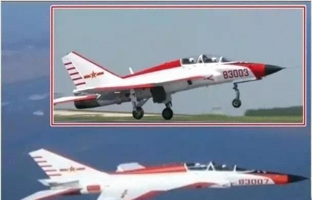 中国歼15战机为何遭遇重大变故?专家一语令国