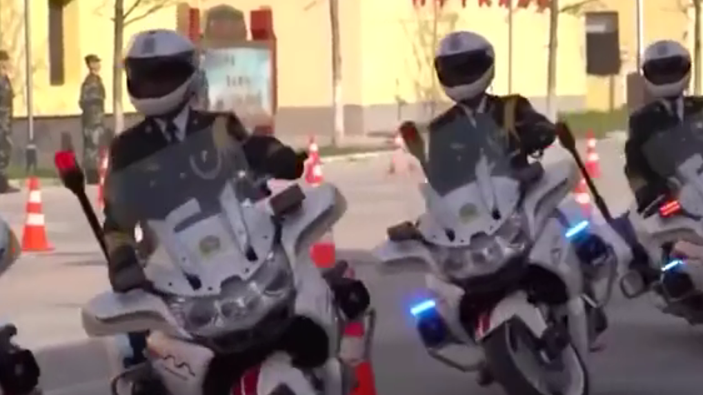 加入“中华第一骑”国宾护卫队有多难！“百里挑一”后再淘汰50%