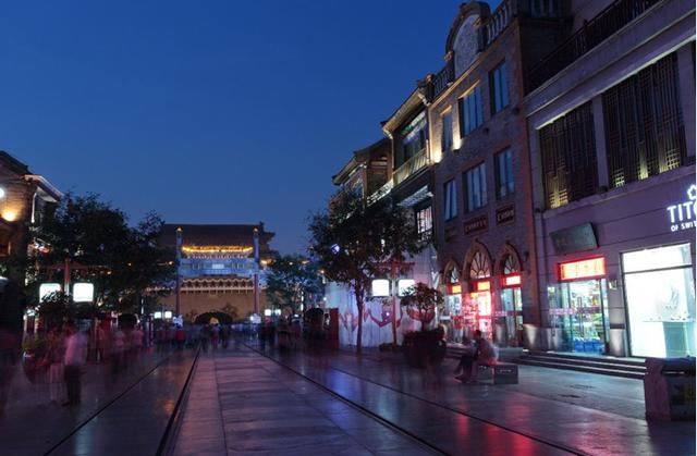 印度掀起来华热:印度人组团涌入中国,直呼:怎么