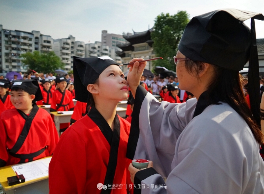 朱熹故里,尊古訓點硃砂開啟朱子遊學季