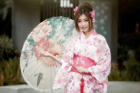 日本人承认和服和日文受中国文化影响,看看韩