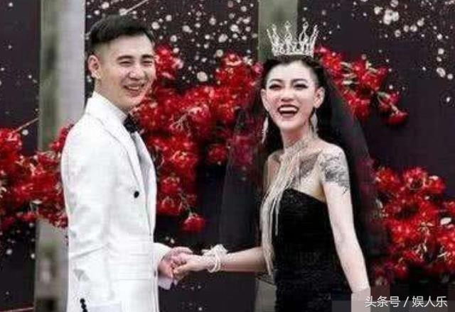 抖音黑纱新娘一身纹身,被誉为最酷新娘,私下