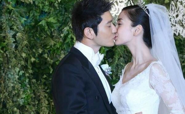 明星婚礼现场亲吻照大集锦,王祖蓝太夸张,贾乃
