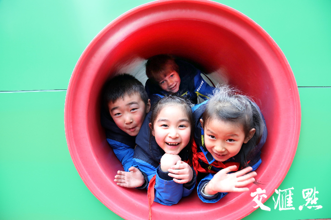 全国首个大巴图书馆来啦!南京这个学校给孩