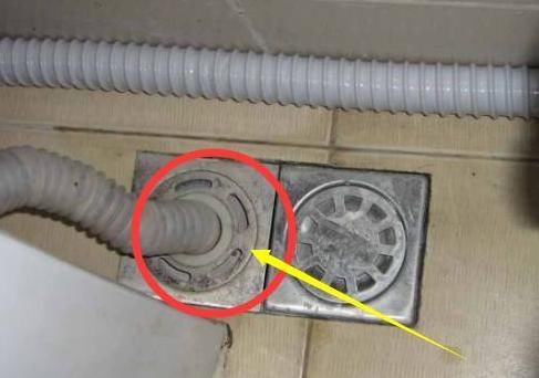 为什么洗衣机排水管不能插入地漏?听完老师傅