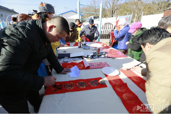 文化大礼包暖人心 2018年北京“三下乡”活动启动 文化大礼包暖人心 2018年北京“三下乡”活动启动