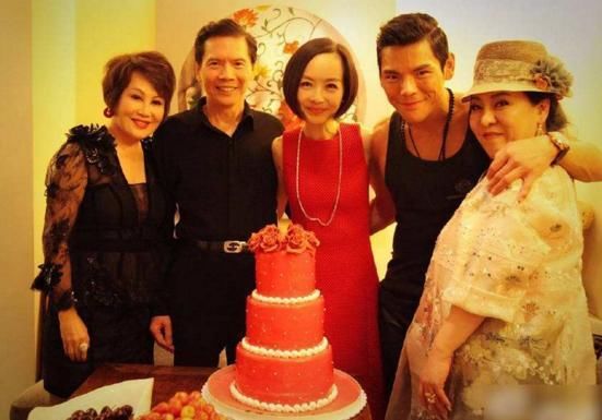 刘德华在圈子里人缘真好,这位大佬曾经借给他