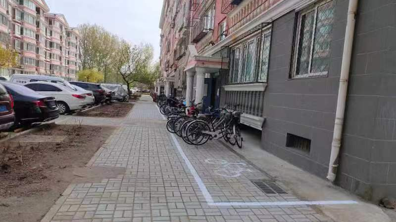 街乡治理“新速度”丨修复地面除隐患，未诉先办解民忧