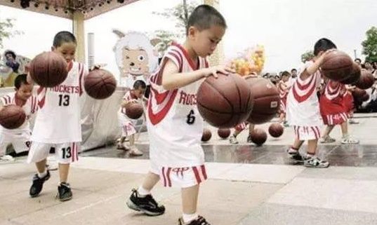 孩子天天跳绳就能长高?医生说,这个方法才能真