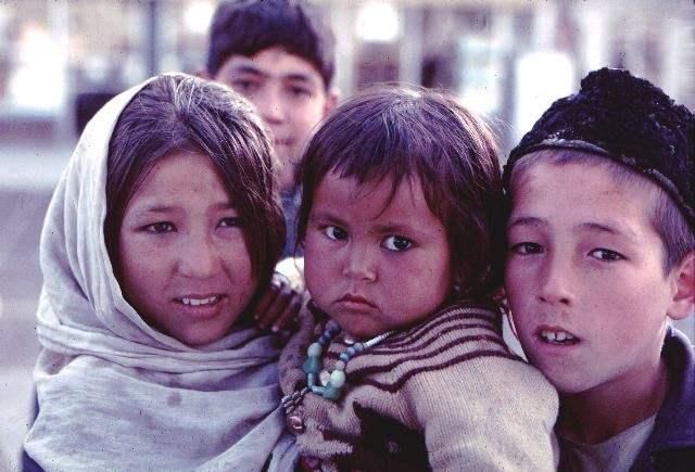 阿富汗哈扎拉人长得那么像中国人,是中国人后