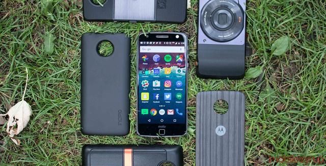 摩托罗拉也学iPhone X?新机被曝出刘海儿,指纹