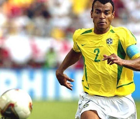 足坛历史上十大史诗级右后卫,你喜欢的在吗