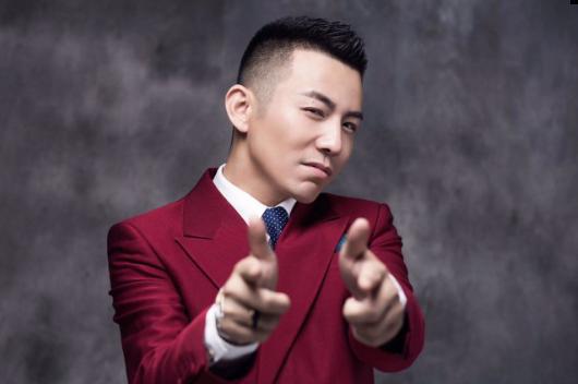 大黑牛带队跳槽YY,一哥要换人?网友:先刷上周