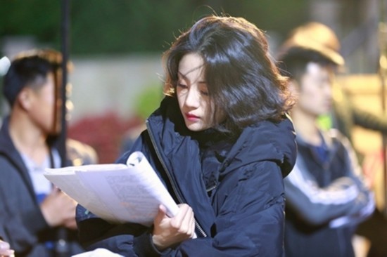 李溪芮《东山晴后雪》杀青 第二重人格冷艳十足 李溪芮《东山晴后雪》杀青 第二重人格冷艳十足