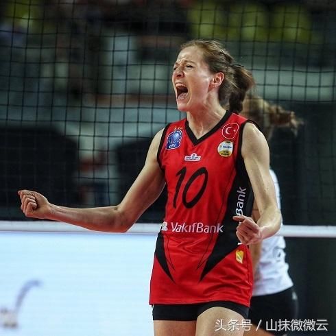 北京时间5月11日,据土耳其女排相关网站报道:土耳其女排瓦基夫银行