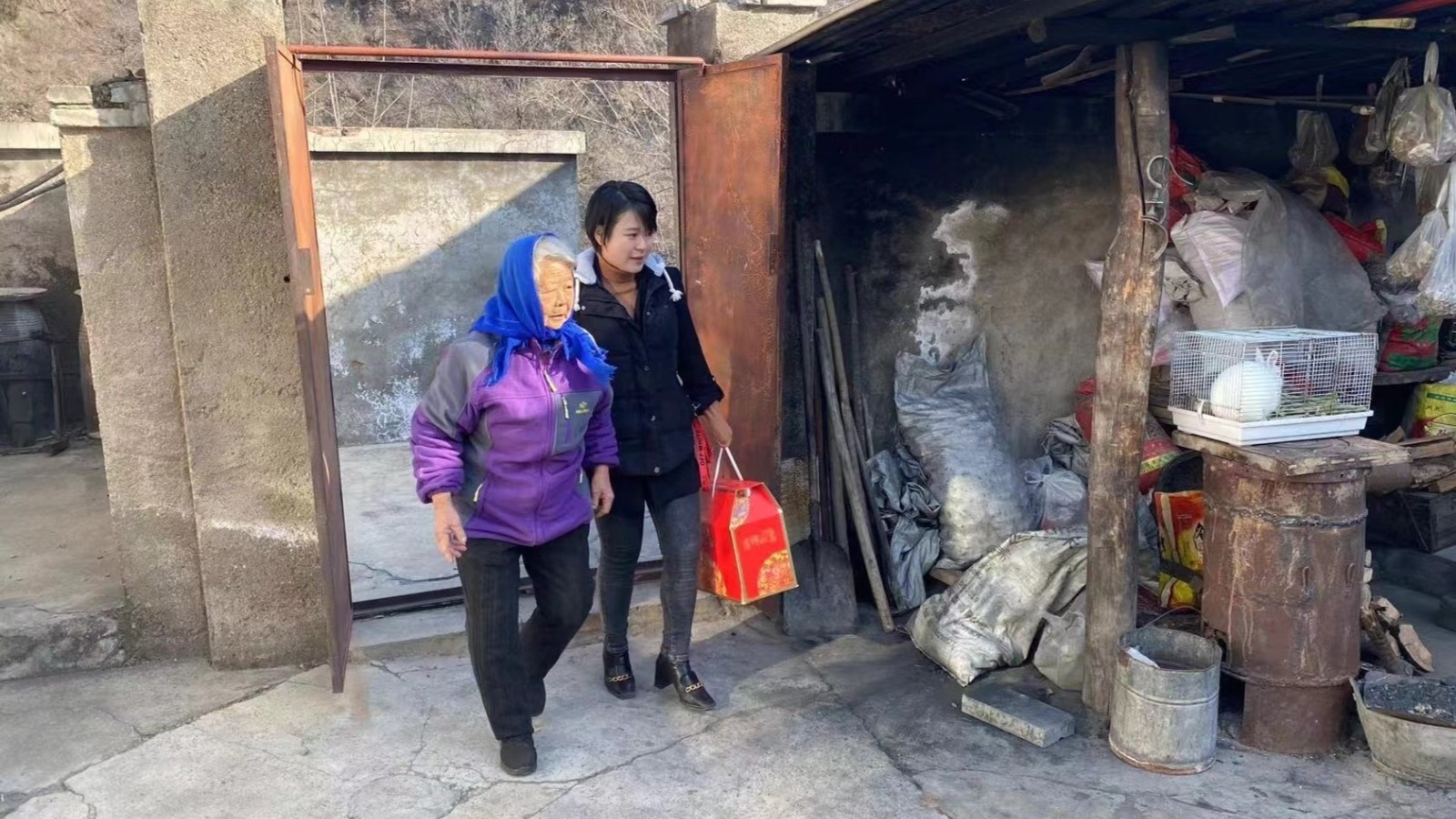 百姓生活故事：张建平《绿水青山间 开出非遗之花》（下）