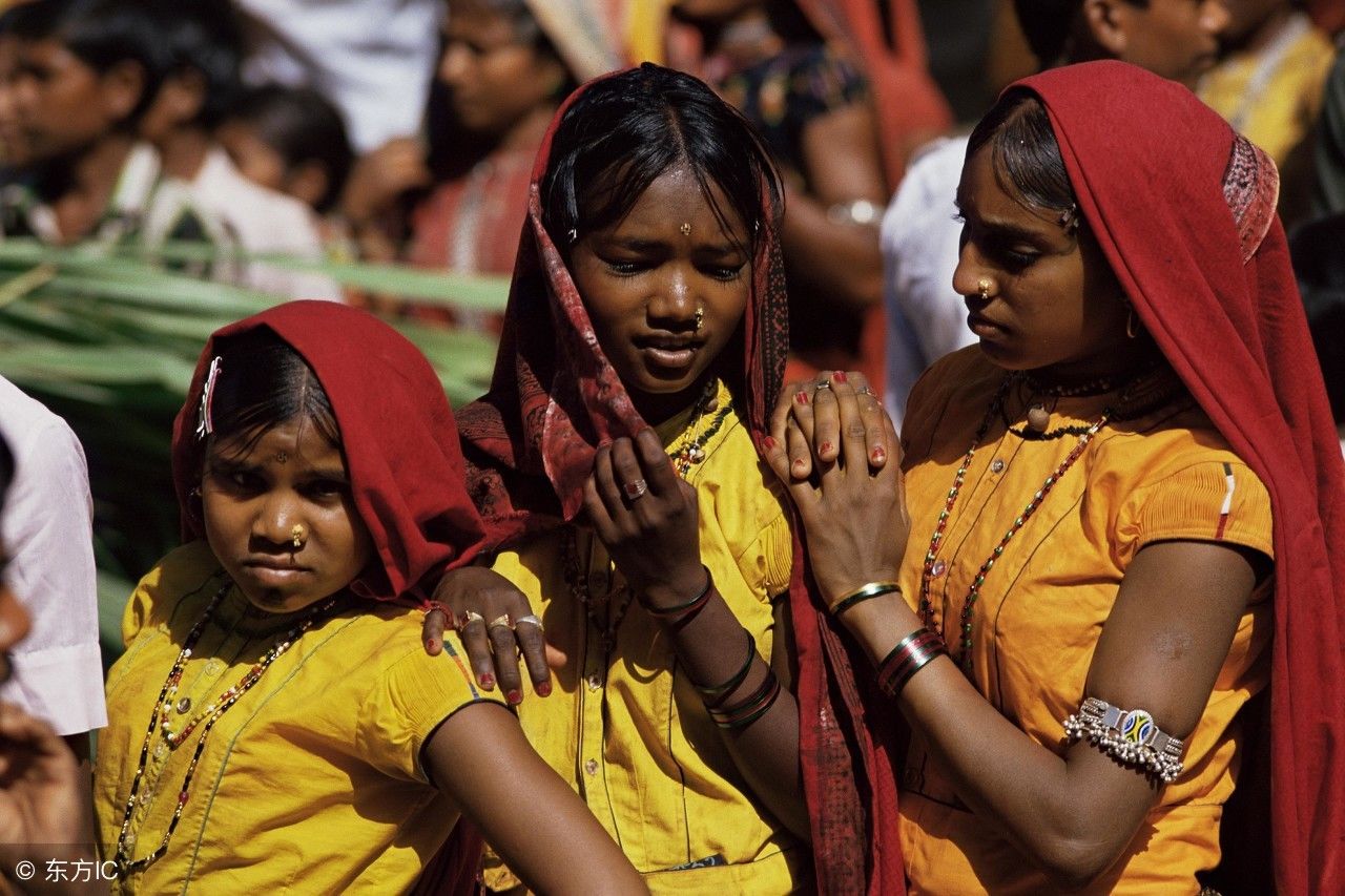 印度女性的地位究竟有多低,就懒最基本的生活