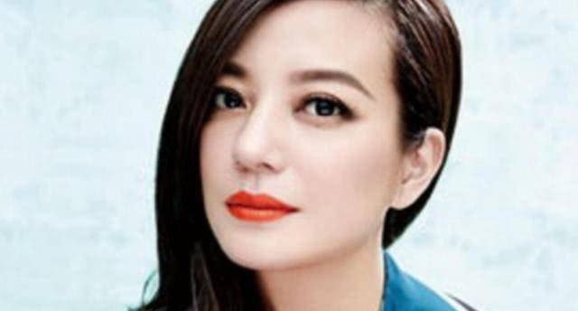 这4位女艺人被央视拉黑,赵薇在列,最后一人可