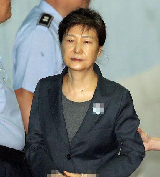 樸槿惠案最新進展 樸槿惠審判將電視直播?在野黨:有輿論審判危險