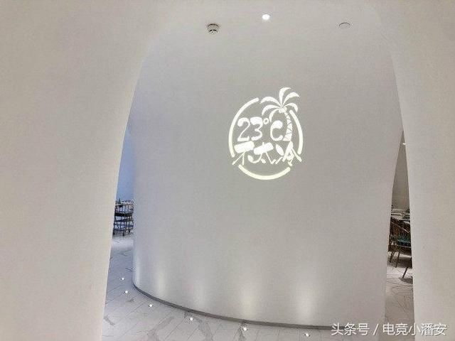 阿冷不好好直播却开起了火锅店!网友:我该怎么