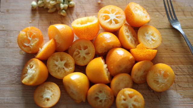 《快乐生活一点通》20180119冬季金桔新吃法 《快乐生活一点通》20180119冬季金桔新吃法