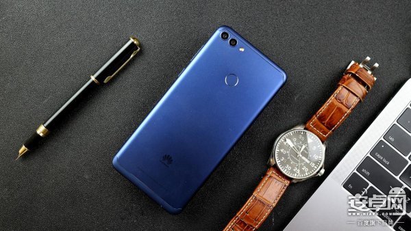 华为畅享8 Plus销售火爆 实力派千元市场再亮