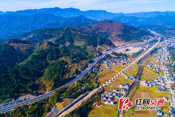 张桑高速公路建成通车 桑植县结束没有高速历史