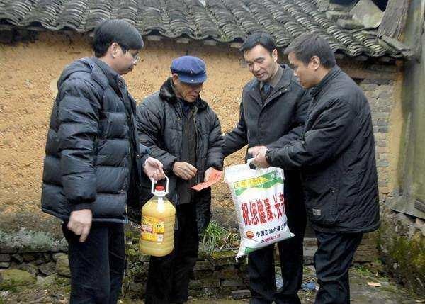 2018年农村贫困户最新申请补贴标准出炉,这五