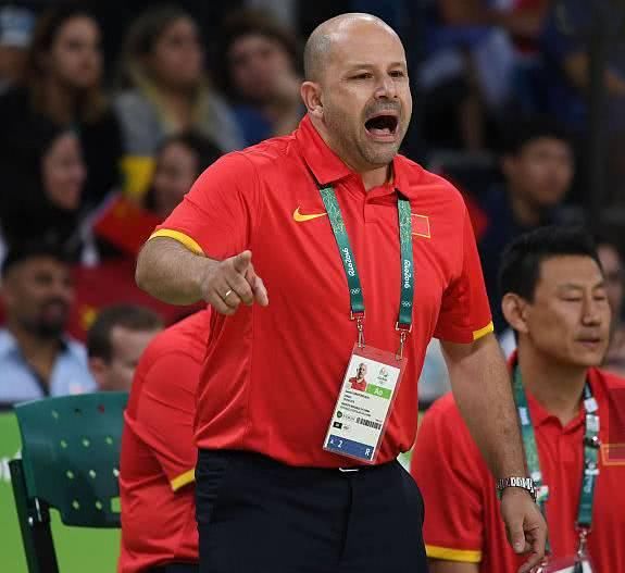 中国篮协公布中国男篮世界杯外籍助教人选!北