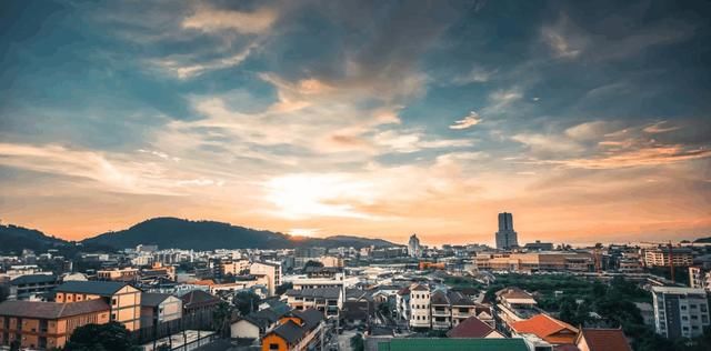 泰方推出免签政策,泰国网友评论:中国人贪小便