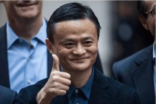 阿里员工带工牌上街,嚣张?习惯?