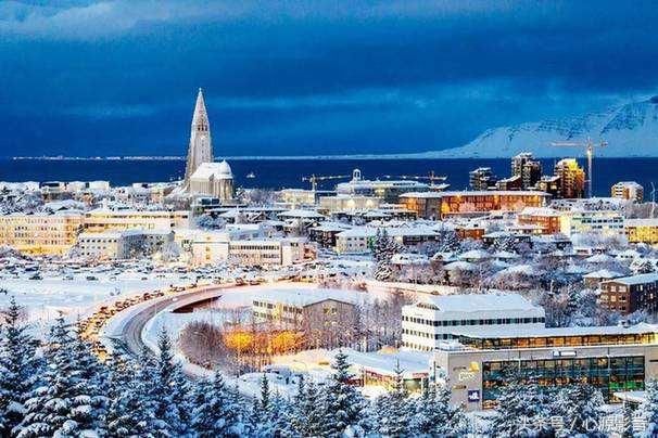 世界杯火了冰岛,有些人说冰岛政府破产了,看看