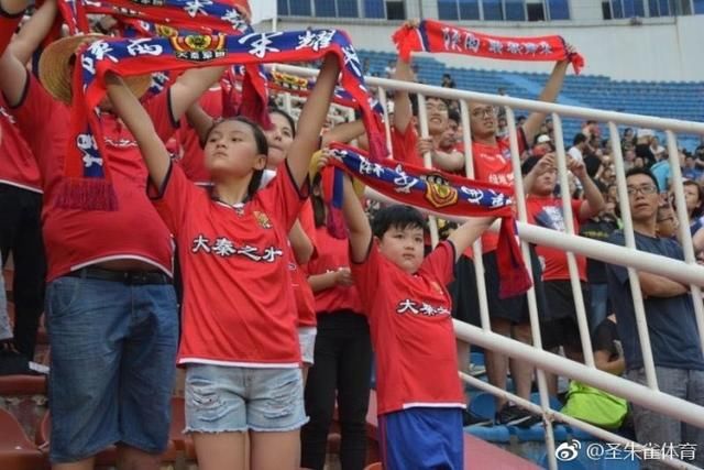 陕西足球的第十二人--何大锤