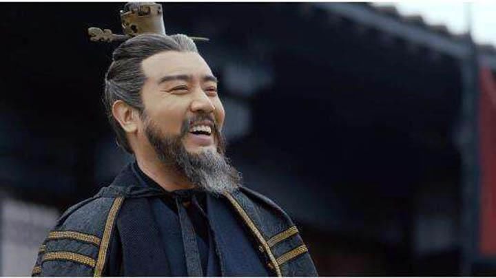 对孙权的评价:曹操说孙权是自个儿子,而刘备给