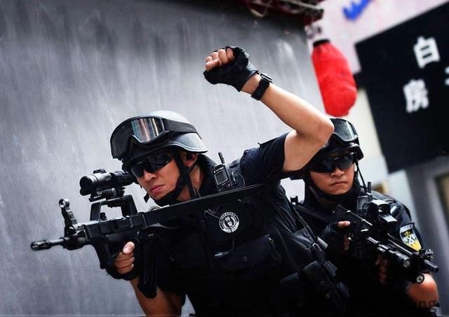 哪些亲属哪些事情会让你政审不合格,警校小老