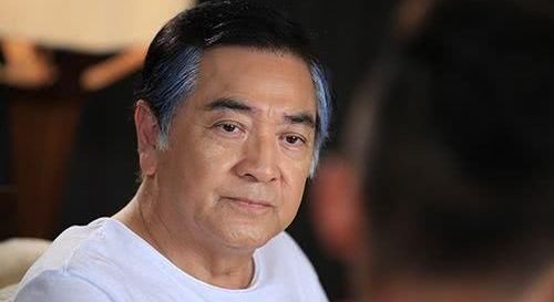 丈夫工作太忙顾不上家,她离婚抛夫弃子,去世时