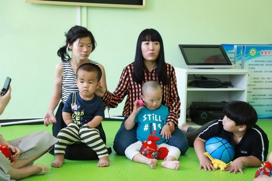 圣运有爱:折翼天使的六一不再孤单