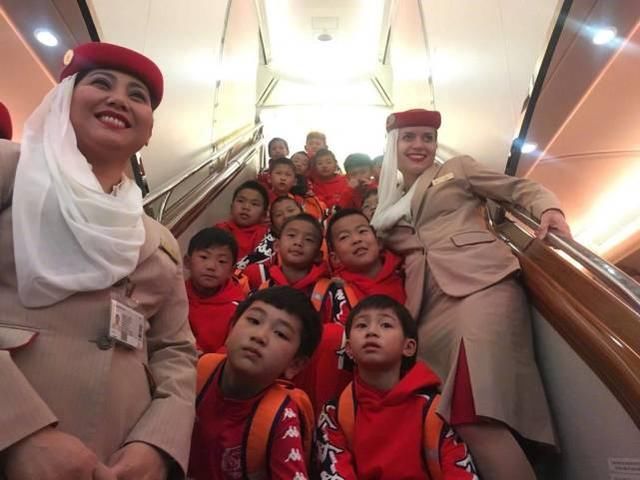 出征英国与狼队过招!董路中国足球小将到底是