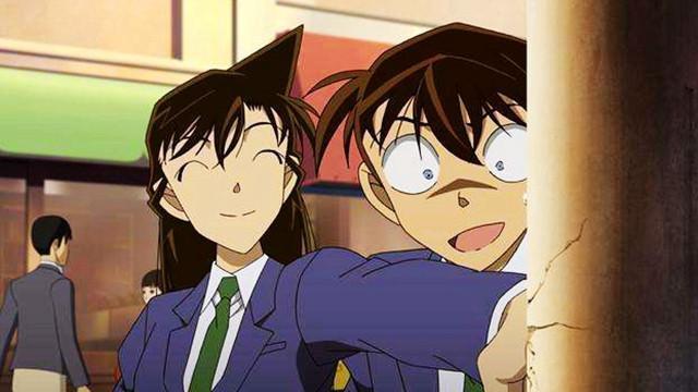 名侦探柯南:最尴尬的3个细节,半年900个案件,毛