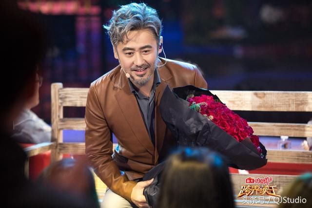 《跨界歌王》刘恺威吴秀波唱同类型歌,刘恺威