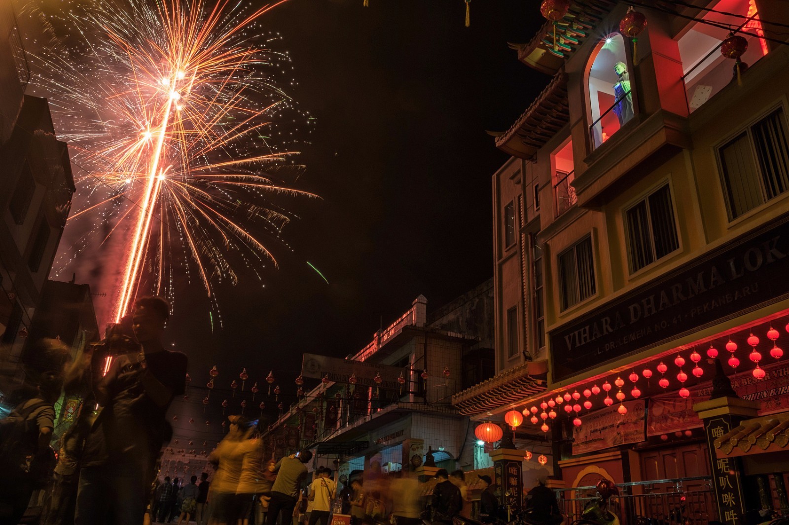 中国年火爆全球!看海外如何过春节