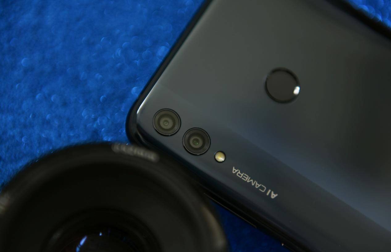 千元珍珠屏!荣耀8 X MAX试听享受前的美图欣