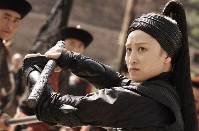 她自幼在少林习武,获全国武术冠军,如今《红海行动》中惊艳观众