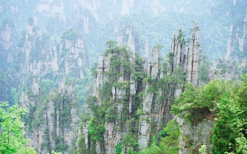 张家界到凤凰古城多远?怎么安排旅行